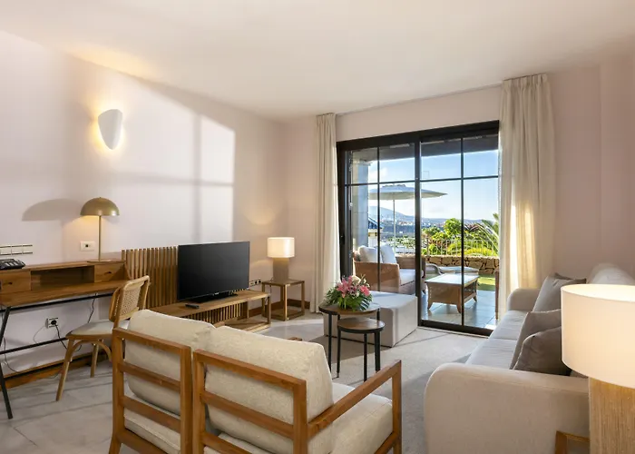 Maria Costa Adeje (Tenerife)